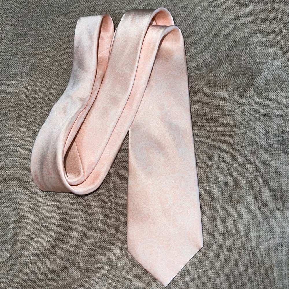 Pronto Uomo Mens Pink Tonal Paisley 100% Silk Necktie Formal Wedding Tie